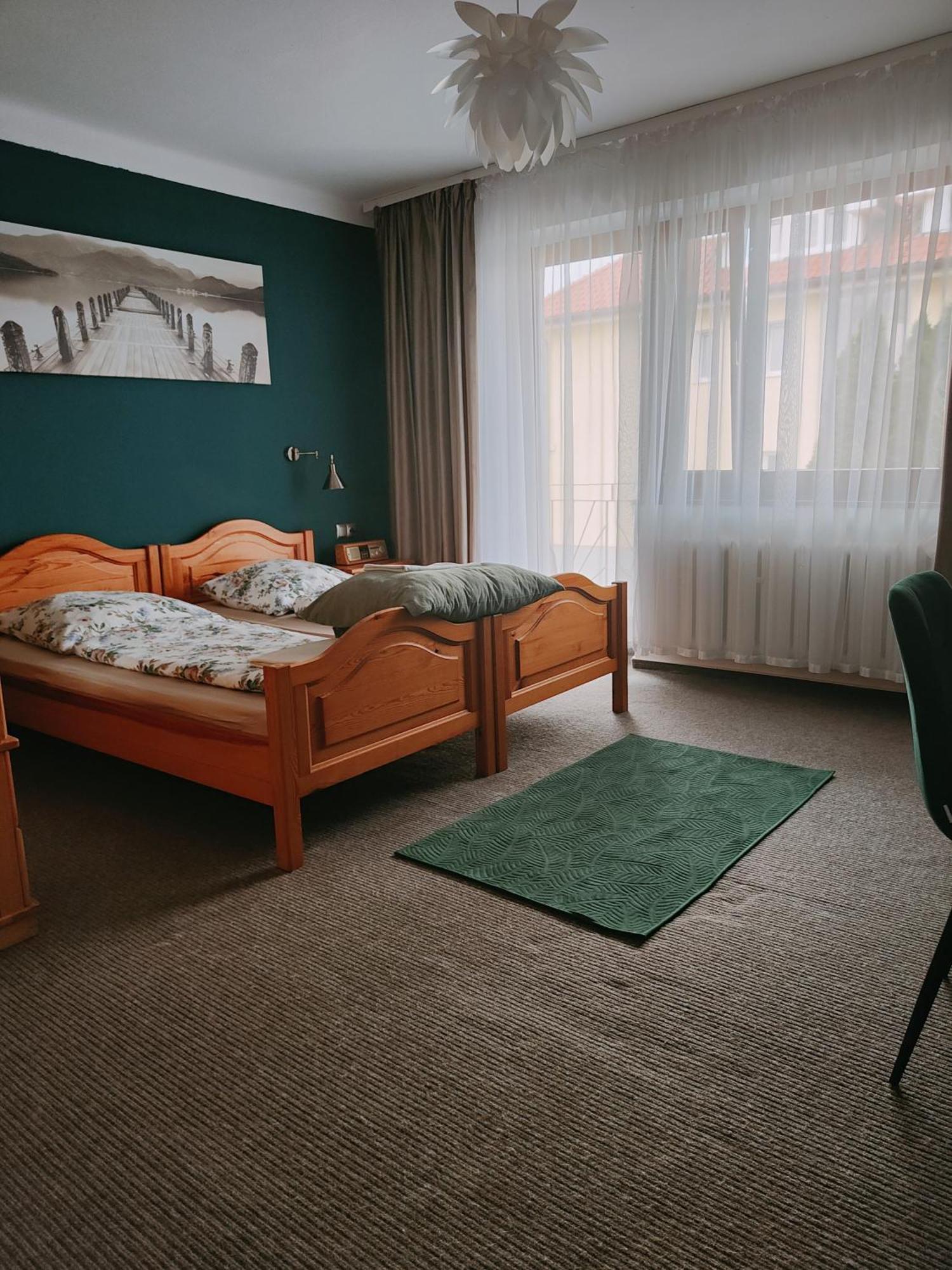 Pokoje Goscinne U Broni Mielno  Habitación foto